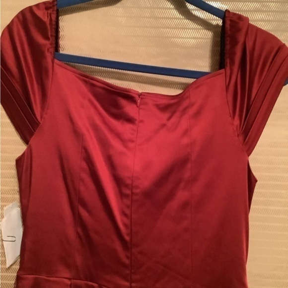 CHETTA B~RED FIT & FLARE DRESS~SIZE 12~NWT - Picture 3 of 11